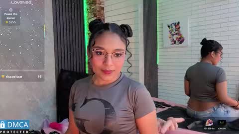 Tay online show from November 29, 2:36 am