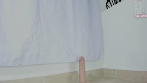 Snapshot of taylorr_swift chatting on June 23, 12:41 am Angels independent model online show from June 23, 12:41 am