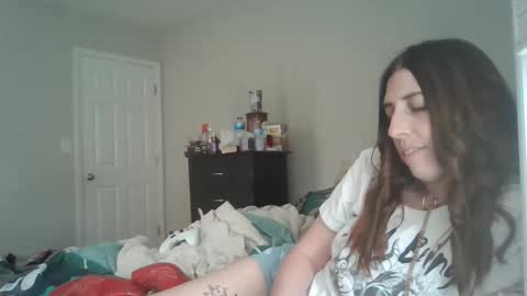 taylorslay online show from March 25, 8:15 pm