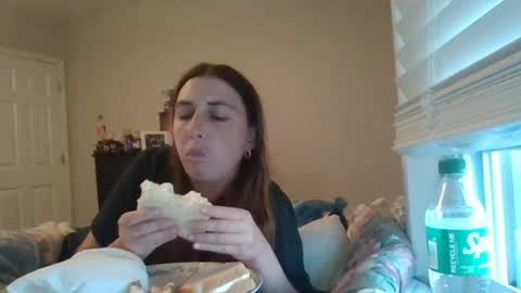 Snapshot of taylorslay chatting on July 30, 11:59 pm taylorslay online show from July 30, 11:59 pm