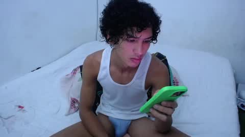 Tayron online show from December 26, 3:31 pm