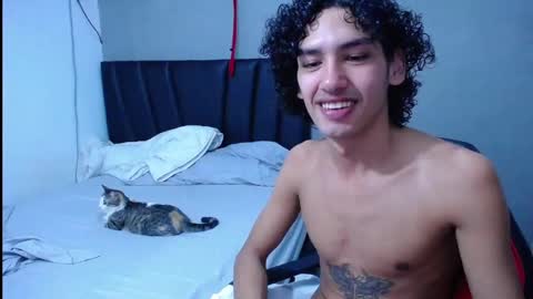 Tayron online show from September 19, 6:52 pm