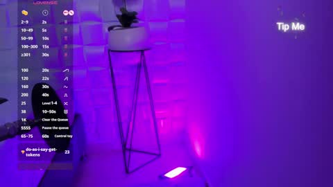 B A B I online show from September 26, 8:57 pm