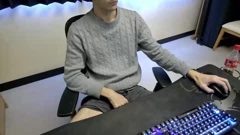 Snapshot of tbone_93 chatting on February 20, 7:32 am Tbone online show from February 20, 7:32 am