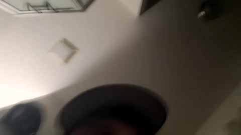 Snapshot of tboy833 chatting on February 26, 12:58 pm Luis online show from February 26, 12:58 pm