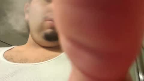 Snapshot of tboy833 chatting on September 11, 8:47 am Luis online show from September 11, 8:47 am