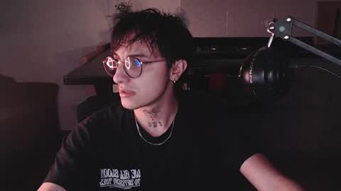 Teo independent model online show from February 3, 2:53 am