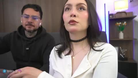 Snapshot of te_para_dos chatting on May 12, 4:26 pm Leo and Luna online show from May 12, 4:26 pm