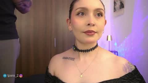 Leo and Luna online show from July 30, 8:08 pm