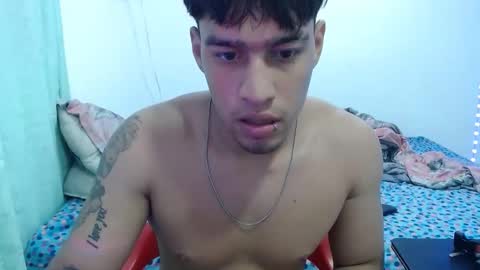 team23hot0 online show from December 2, 3:04 am