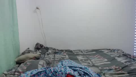 team23hot0 online show from December 2, 6:09 am