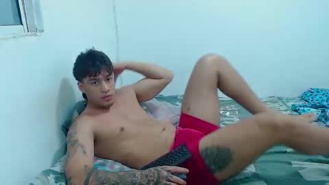 team23hot0 online show from December 6, 5:09 am