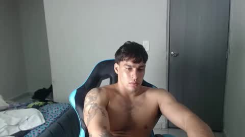 team23hot0 online show from November 12, 5:30 am