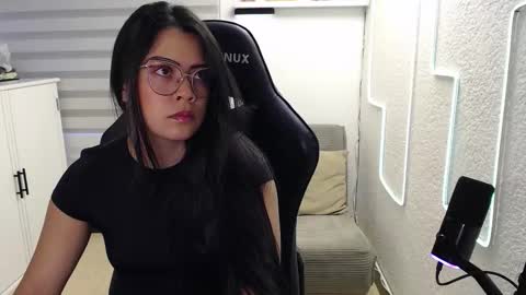 DYNAMITE DUO69 online show from March 4, 12:22 pm