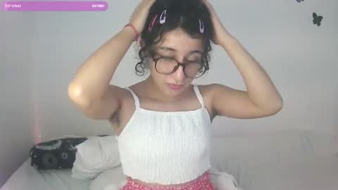 Snapshot of teaonix chatting on May 21, 9:33 pm teaonix online show from May 21, 9:33 pm