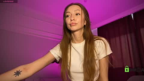 call me Eva     online show from June 4, 4:13 pm