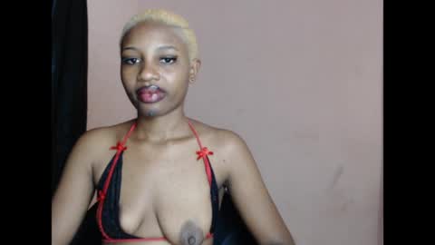 teasexkitty online show from May 1, 11:53 pm