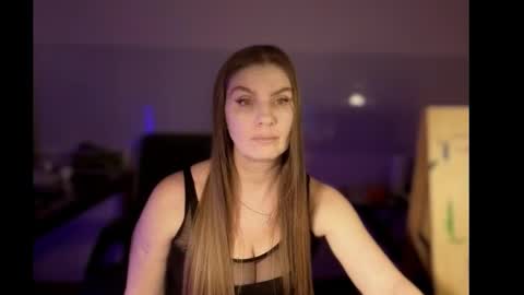 Snapshot of teasingelly chatting on November 3, 2:18 pm teasingelly online show from November 3, 2:18 pm