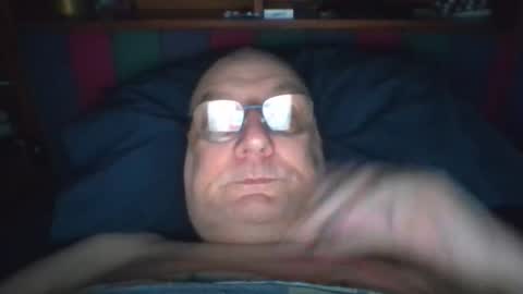 Snapshot of tebb61 chatting on October 4, 7:50 am Mark online show from October 4, 7:50 am