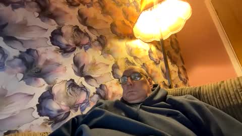 Mark online show from January 11, 3:06 pm