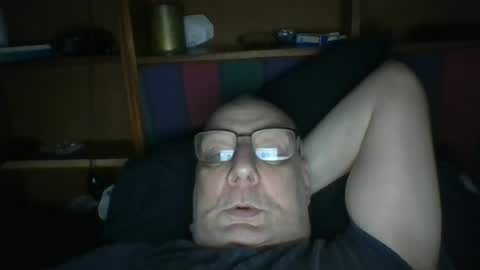 Snapshot of tebb61 chatting on June 18, 6:57 am Mark online show from June 18, 6:57 am