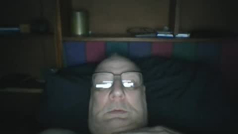 Snapshot of tebb61 chatting on July 4, 5:57 am Mark online show from July 4, 5:57 am