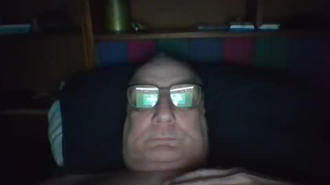 Snapshot of tebb61 chatting on July 8, 6:07 am Mark online show from July 8, 6:07 am