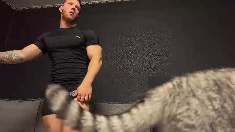 Andy Psy online show from December 19, 6:20 am