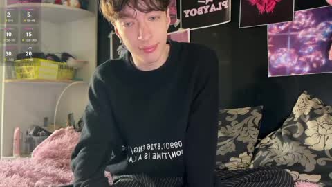 Alice     online show from May 9, 3:23 am