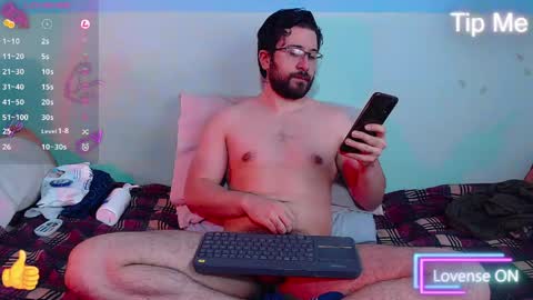 Snapshot of teddy_foster chatting on May 29, 2:04 pm teddy_foster online show from May 29, 2:04 pm