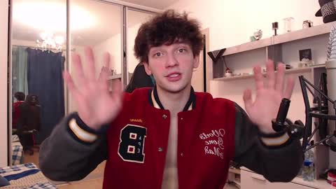 Snapshot of teddy_mode chatting on December 8, 6:39 pm Teddy online show from December 8, 6:39 pm