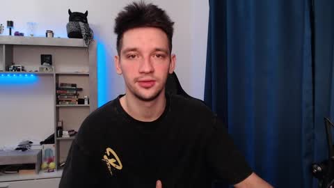 Snapshot of teddy_mode chatting on February 8, 5:08 am Teddy online show from February 8, 5:08 am