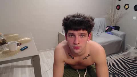 Snapshot of teddy_mode chatting on October 12, 7:13 pm Teddy online show from October 12, 7:13 pm