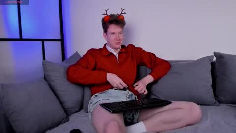 Teddy online show from December 3, 12:36 pm