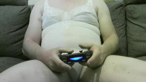 Snapshot of tedstriker333 chatting on November 21, 9:46 pm Chris online show from November 21, 9:46 pm