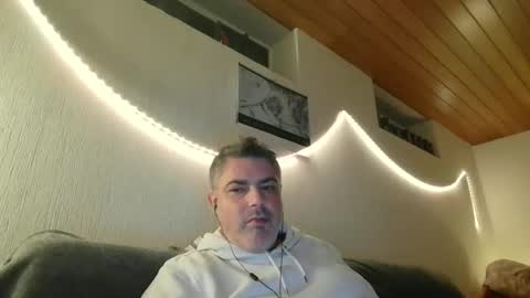 Snapshot of teeforyou chatting on December 14, 9:45 pm Peter online show from December 14, 9:45 pm