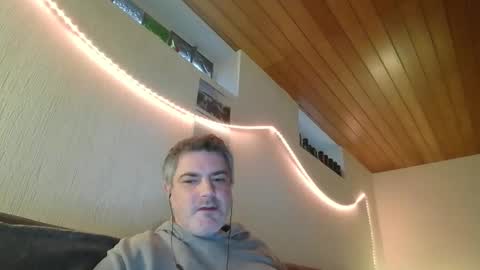 Snapshot of teeforyou chatting on February 8, 7:26 am Peter online show from February 8, 7:26 am