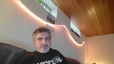 Snapshot of teeforyou chatting on February 11, 9:31 am Peter online show from February 11, 9:31 am