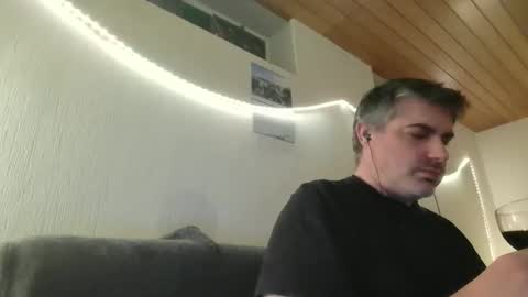 Snapshot of teeforyou chatting on February 14, 8:59 pm Peter online show from February 14, 8:59 pm