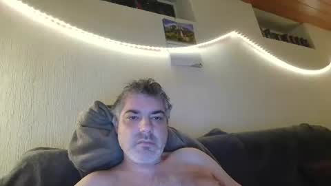 Snapshot of teeforyou chatting on October 8, 10:51 pm Peter online show from October 8, 10:51 pm