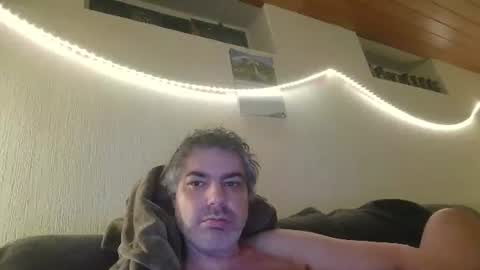 Snapshot of teeforyou chatting on December 1, 6:13 pm Peter online show from December 1, 6:13 pm