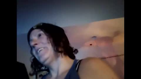 Snapshot of teelciara191 chatting on April 15, 11:39 am Xyainou online show from April 15, 11:39 am