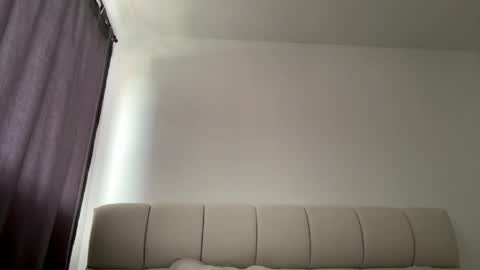 Amy No penetration Virgiin giirl online show from April 30, 1:39 pm