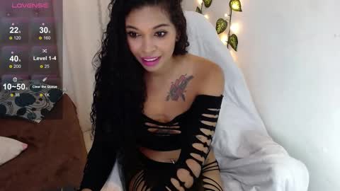 Snapshot of tefy_dani chatting on March 2, 4:53 pm Tefy Cardona online show from March 2, 4:53 pm