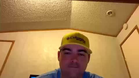 Snapshot of tejas2322 chatting on September 23, 2:47 am tejas2322 online show from September 23, 2:47 am