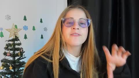 Snapshot of tekila__ chatting on December 10, 8:16 pm tekila__ online show from December 10, 8:16 pm