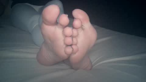 Viv West online show from February 3, 6:40 am