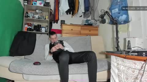 Snapshot of telepaticman chatting on January 30, 1:42 pm Virg Lszl online show from January 30, 1:42 pm