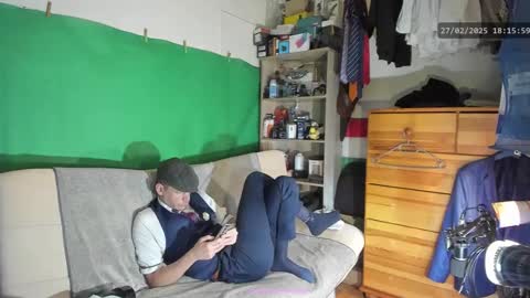 Snapshot of telepaticman chatting on February 27, 5:15 pm Virg Lszl online show from February 27, 5:15 pm