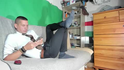 Snapshot of telepaticman chatting on October 4, 2:48 pm Virg Lszl online show from October 4, 2:48 pm